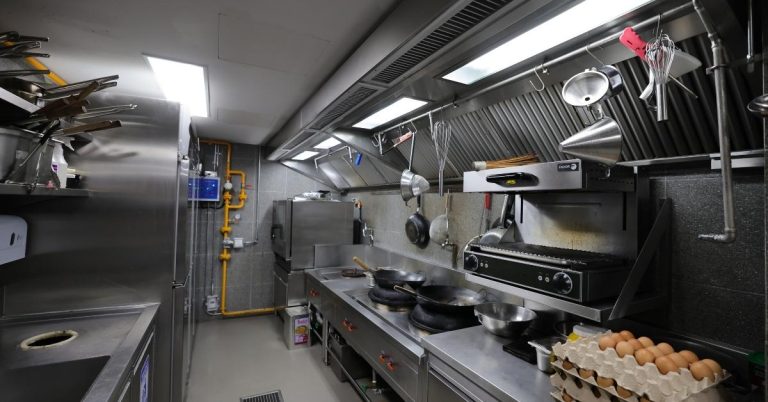 Stainless Exhaust Materials for Performance Systems: Durability, Efficiency, and Engineering Reliability