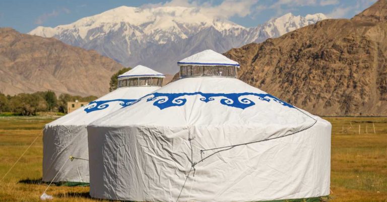 Lightweight Shelter Solutions for Modern Hiking and Camping Adventures